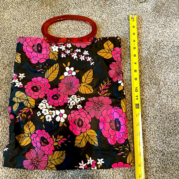 Vintage adjustable bag with bake lite handle. - Picture 1 of 4